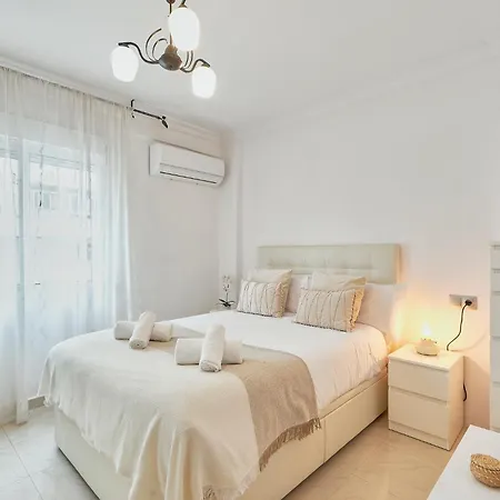 Alice'S Home Delight Malaga Exterior photo